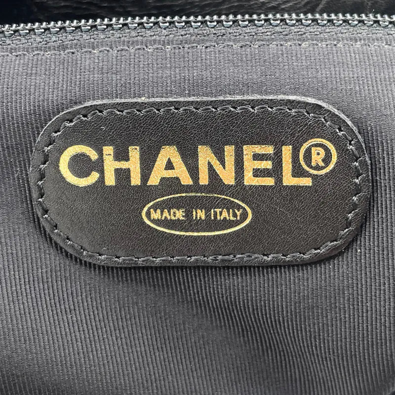 jw049-chanel-vintage-black-lambskin-cc-pattern-flap-bag