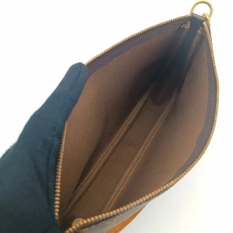 js399-louis-vuitton-pochette-accessories