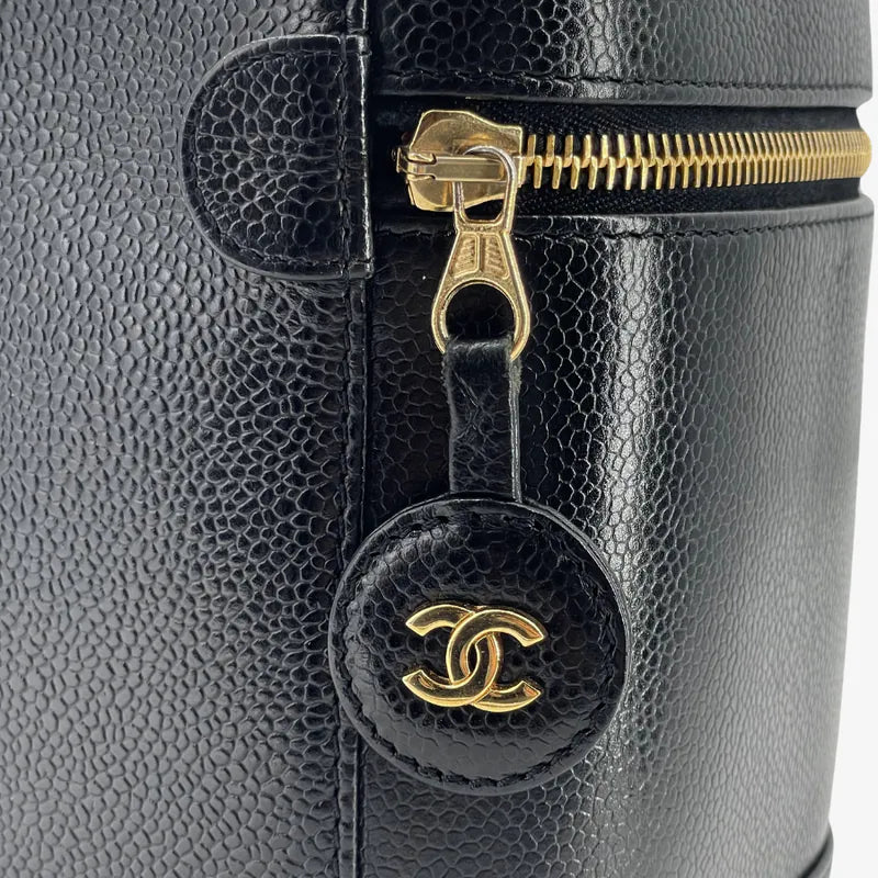 jah199-chanel-vintage-black-caviar-leather-cosmetic-bag