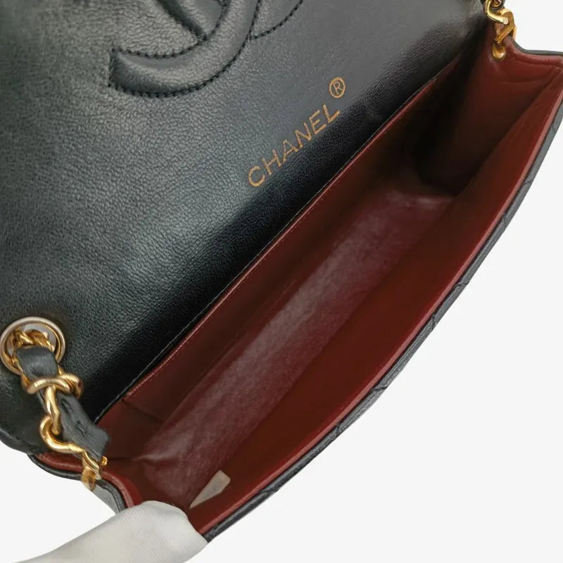 rb062-chanel-vintage-black-lambskin-big-cc-pointed-flap-bag