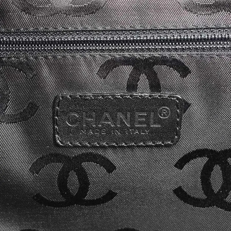 jah121-chanel-vintage-black-caviar-leather-flap-bag