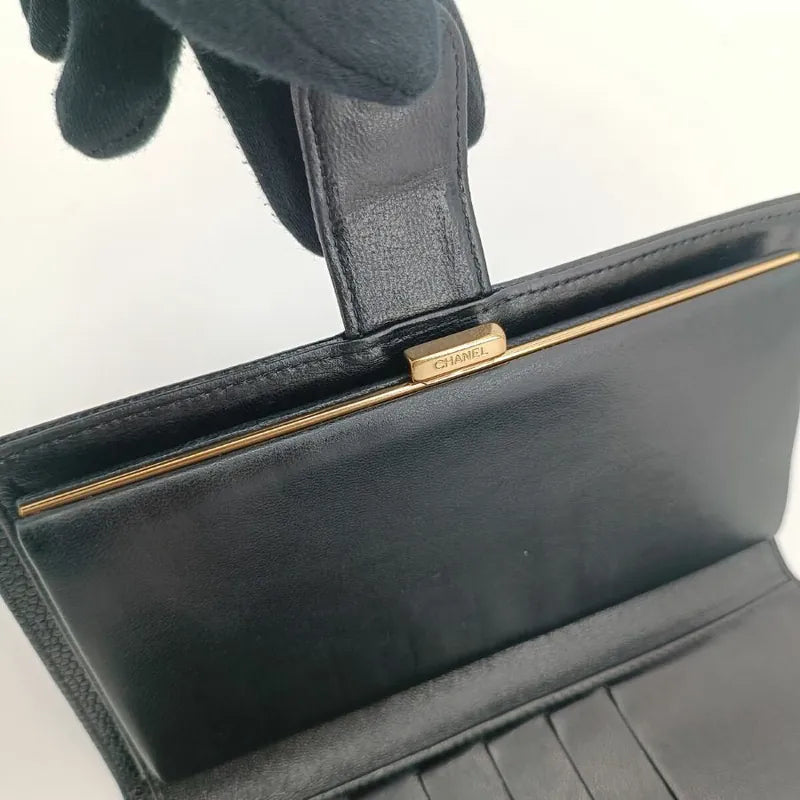 jr554-chanel-black-caviar-leather-wallet
