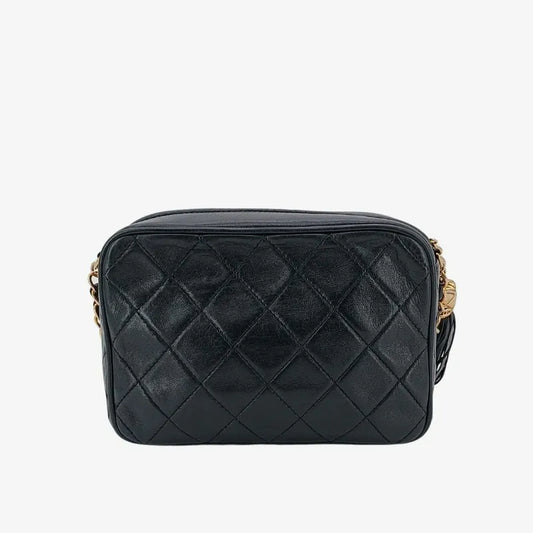 rb032-chanel-vintage-black-lambskin-quilted-camera-bag