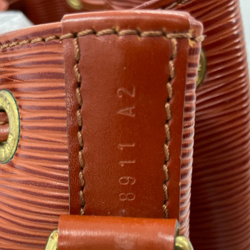js632-louis-vuitton-petit-noe-epi-kenyanbrown-m44103-shoulder-bag