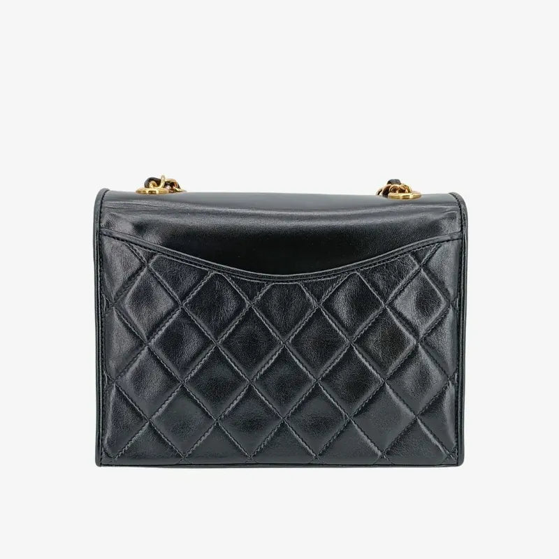 js913-chanel-vintage-black-lambskin-quilted-flap-bag