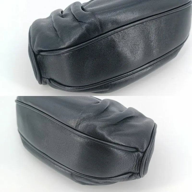 tk011-chanel-vintage-black-lambskin-shoulder-bag