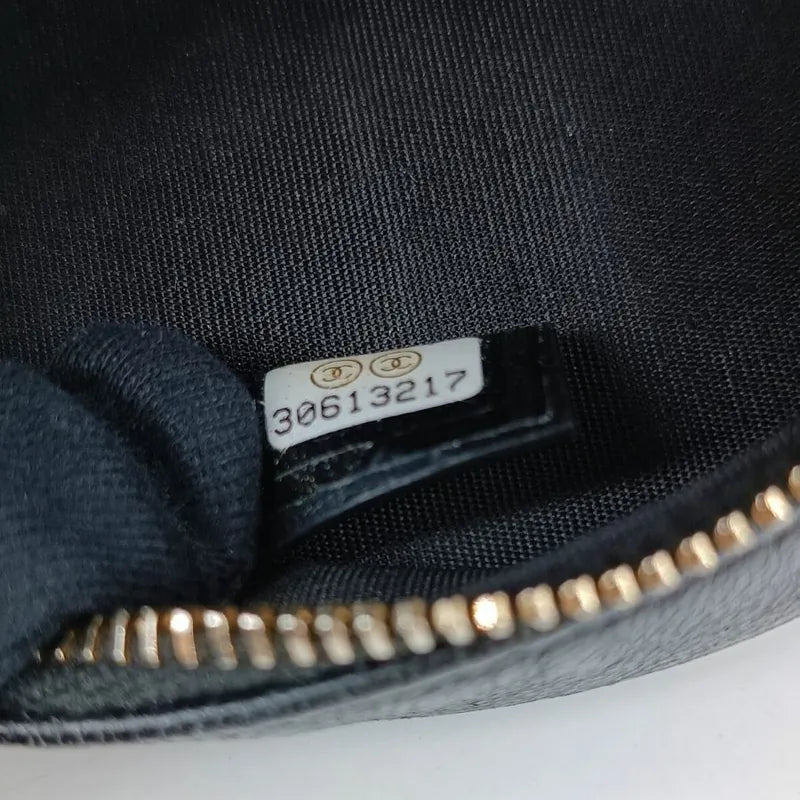 ra013-chanel-black-lambskin-round-camera-bag