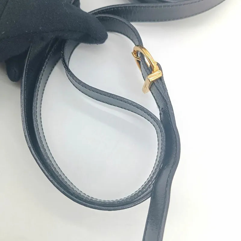 js463-salvatore-ferragamo-black-leather-gancini-shoulder-bag