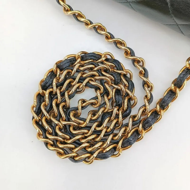 ra135-chanel-vintage-black-lambskin-quilted-flap-bag