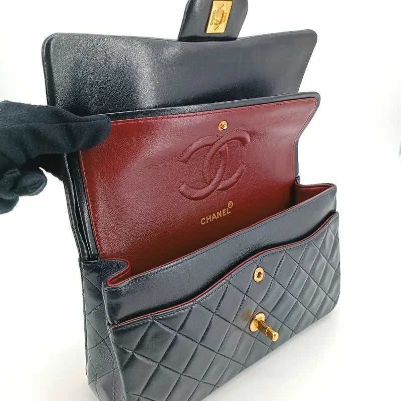 ra205-chanel-vintage-black-lambskin-25cm-classic-flap-bag