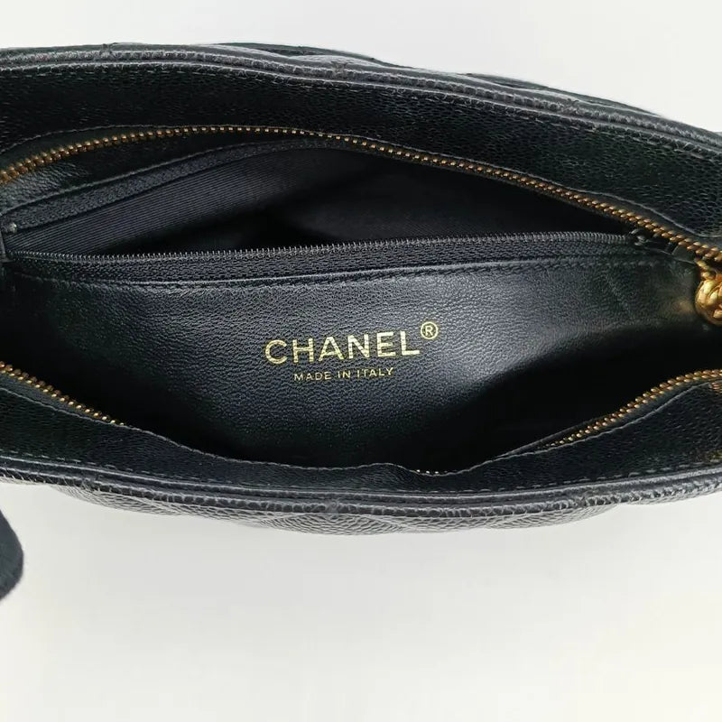 jt438-chanel-vintage-black-caviar-leather-1804-tote-bag