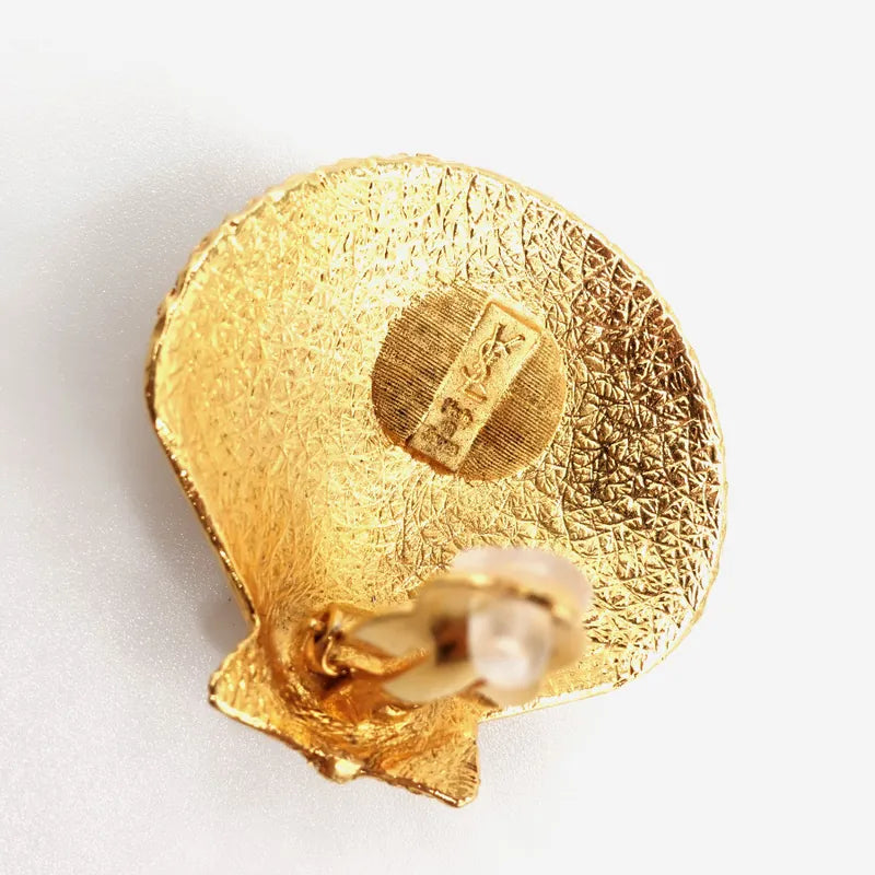 jm634-ysl-vintage-gold-plated-shell-clip-on-earrings