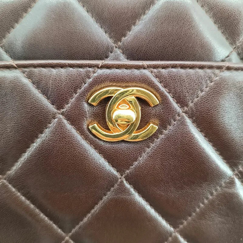 jt071-chanel-vintage-brown-lambskin-quilted-camera-bag