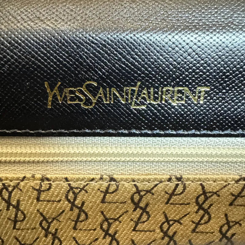 rc732-yves-saint-laurent-vintage-leahter-black-shoulder-bag