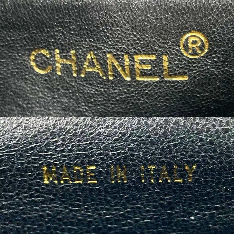 rc331-chanel-vintage-black-lambskin-cc-turnlock-shoulder-bag