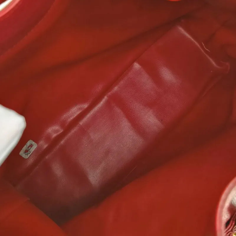 ra502-chanel-vintage-burgundy-caviar-leather-gold-ball-bucket-bag