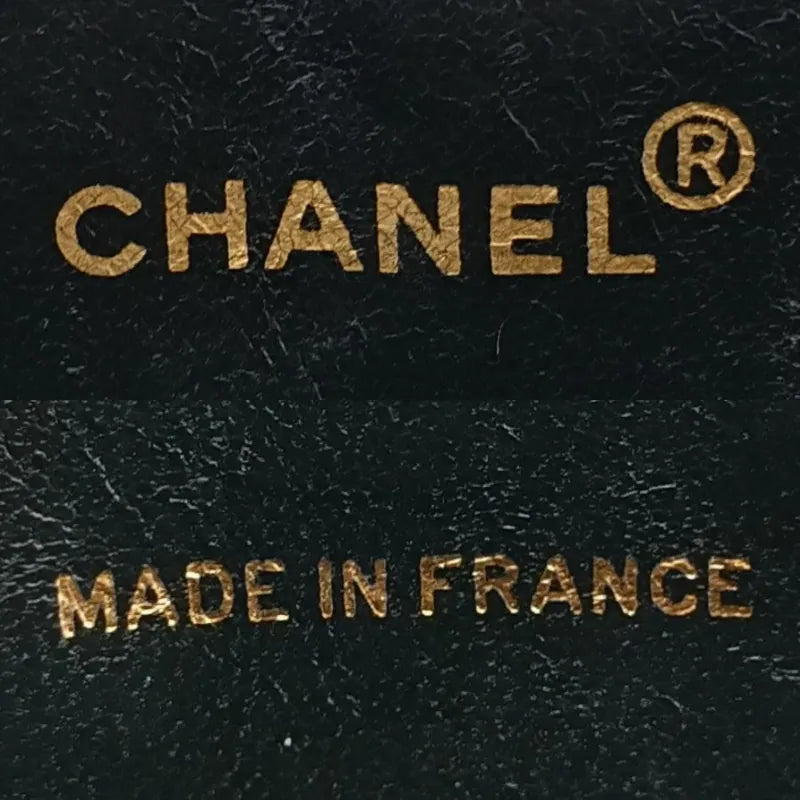 jt729-chanel-vintage-black-caviar-leather-quilted-camera-bag