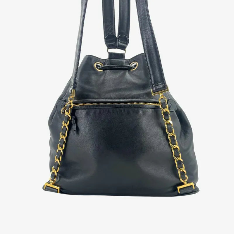 jw571-chanel-vintage-black-lambskin-drawstring-backpack