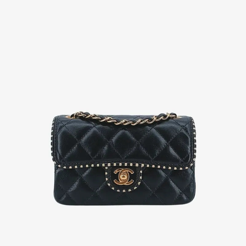 jah77-chanel-vintage-black-lambskin-flap-bag