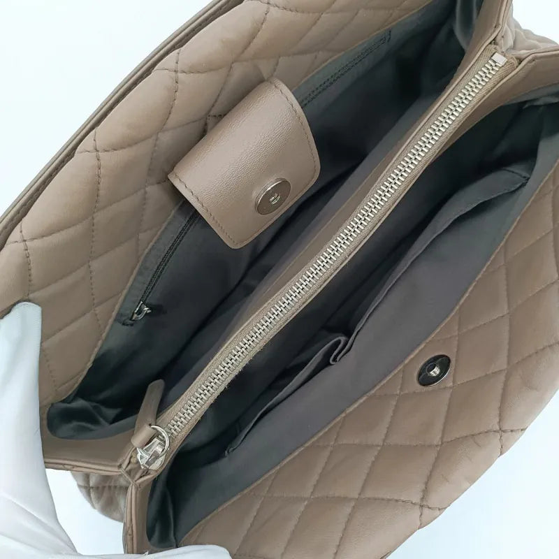 yu007-chanel-brown-lambskin-quilted-tote-bag