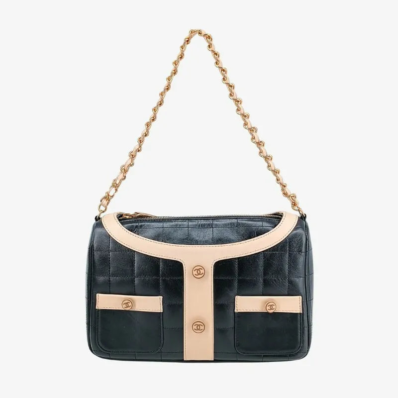 ra084-chanel-vintage-black-calfskin-jacket-motif-chain-shoulder-bag