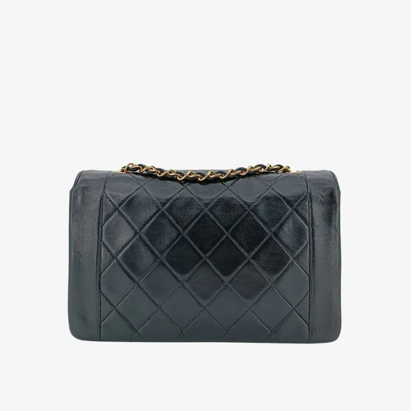 ra774-chanel-vintage-black-lambskin-25cm-diana-flap-bag
