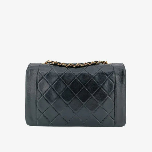 ra774-chanel-vintage-black-lambskin-25cm-diana-flap-bag
