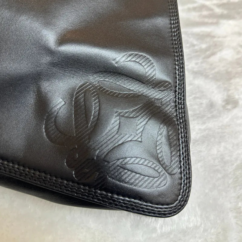 rc402-loewe-vintage-black-lambskin-shoulder-bag