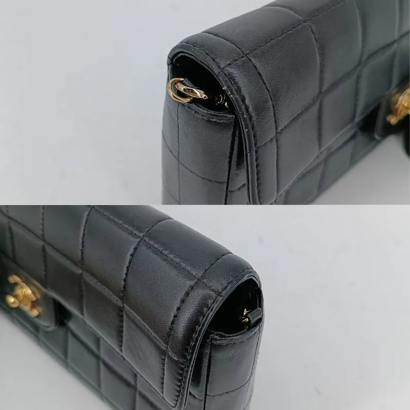 rc058-chanel-vintage-black-lambskin-chocolate-bar-flap-bag