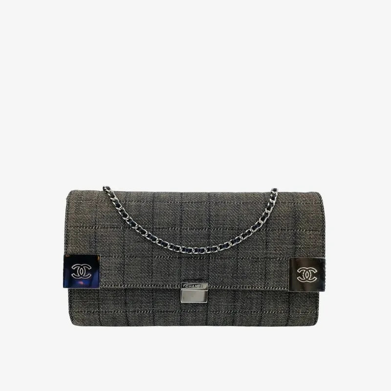 jt665-chanel-vintage-black-denim-chocolate-bar-flap-bag