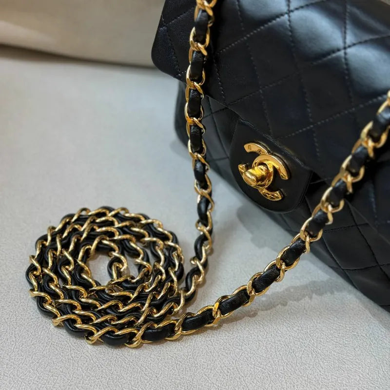 rc659-chanel-vintage-black-lambskin-17cm-mini-square-flap-bag