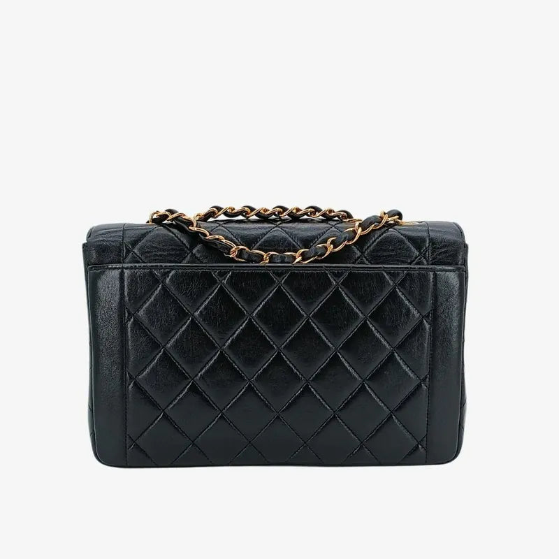 ju373-chanel-vintage-black-lambskin-quilted-flap-bag