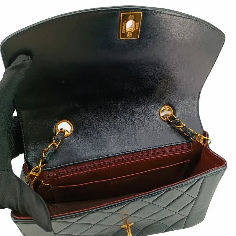 rb623-chanel-vintage-black-lambskin-22cm-diana-flap-bag