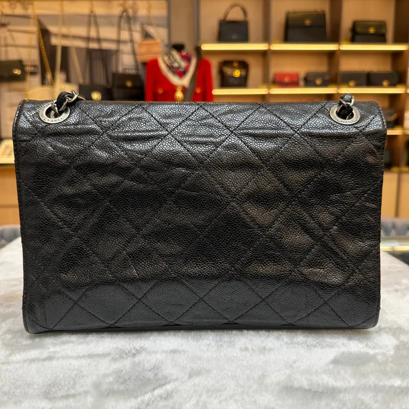 c521-chanel-black-caviar-leather-flap-bag