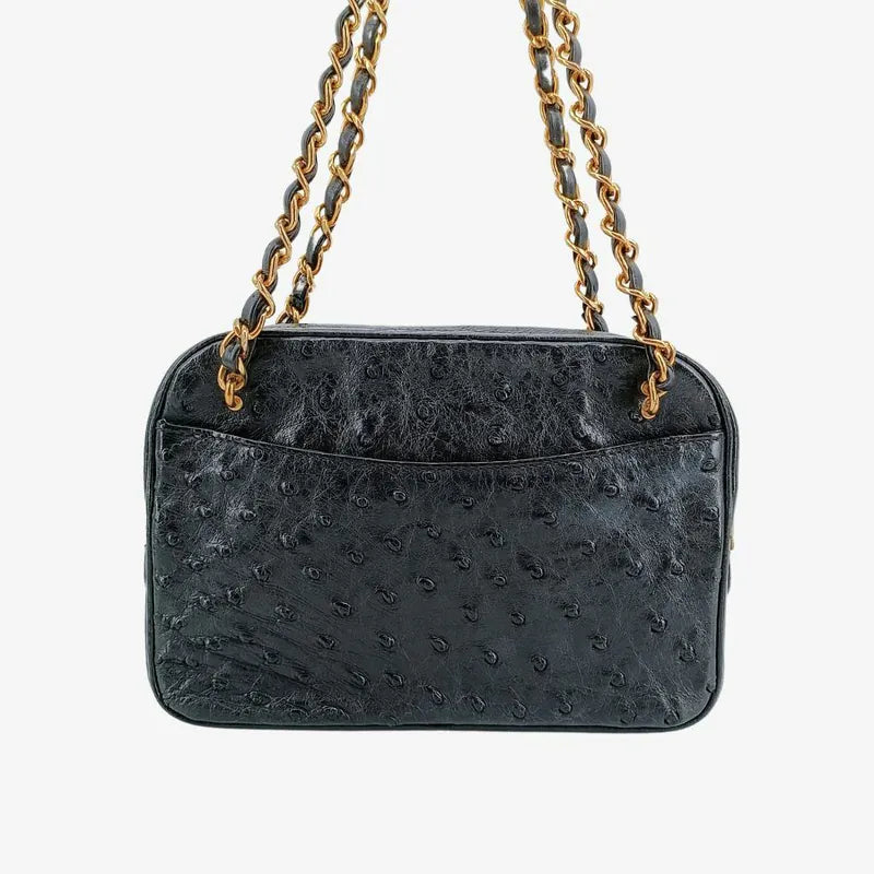 ra634-chanel-vintage-black-ostrichskin-camera-bag