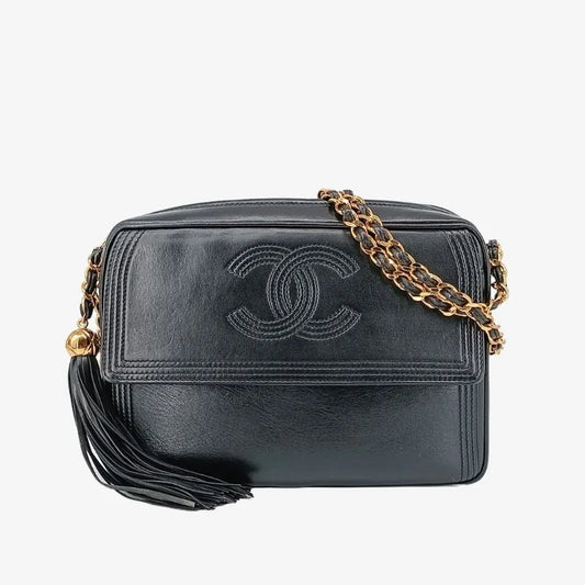 jt075-chanel-vintage-black-lambskin-tassel-camera-bag
