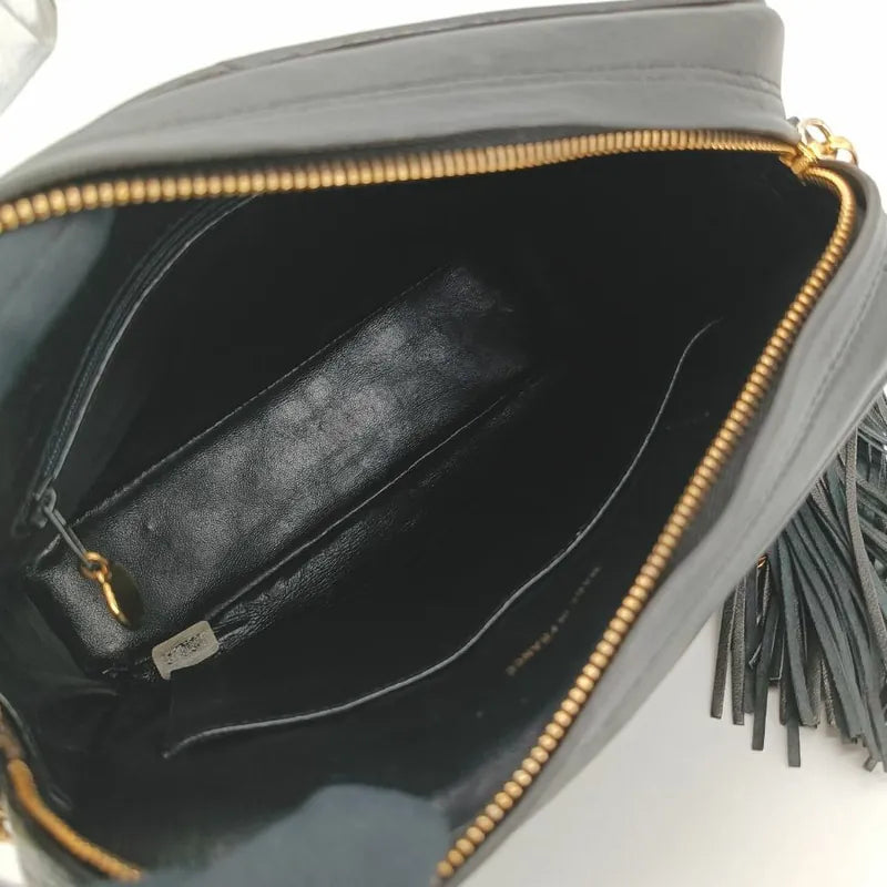 js539-chanel-vintage-black-lambskin-gold-chain-camera-bag