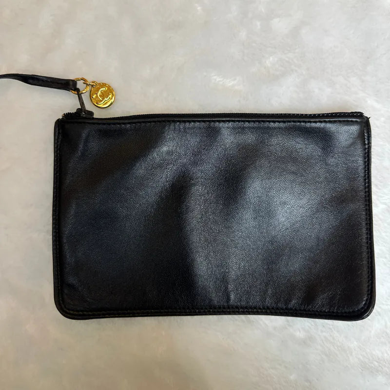 rc614-chanel-vintage-black-lambskin-gold-ball-bucket-bag