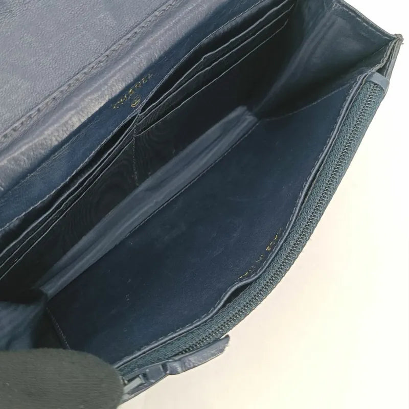 sh003-chanel-vintage-blue-denim-wallet-on-chain