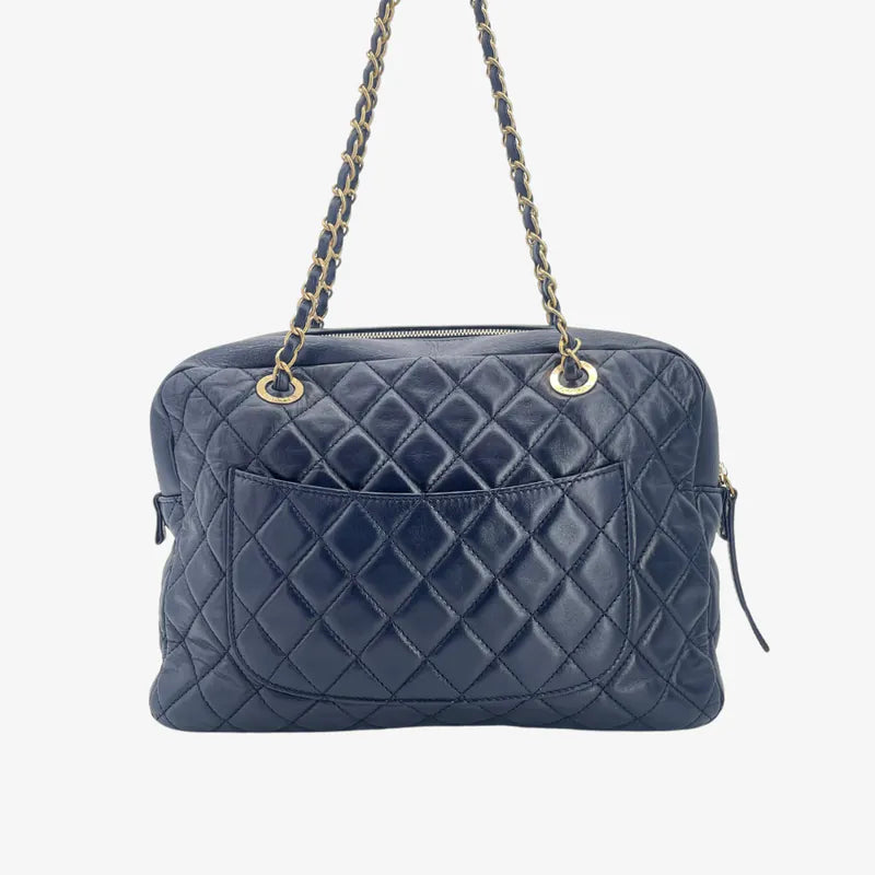jah189-chanel-vintage-navy-lambskin-quilted-camera-bag