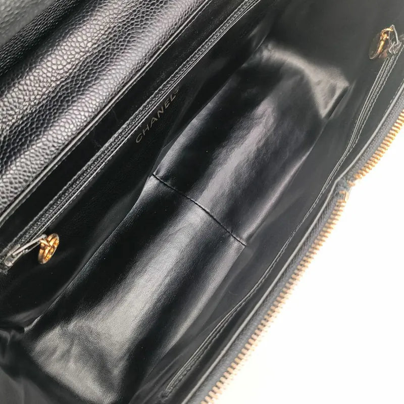 jr357-chanel-vintage-black-caviar-leather-quilted-vanity-case