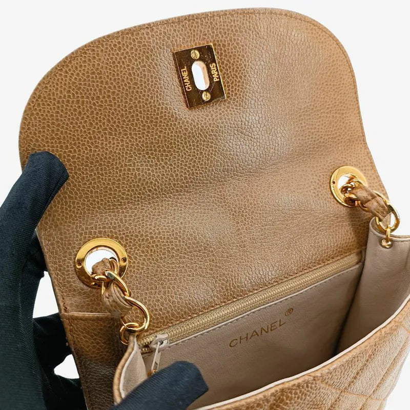 rb924-chanel-vintage-beige-caviar-leather-flap-bag