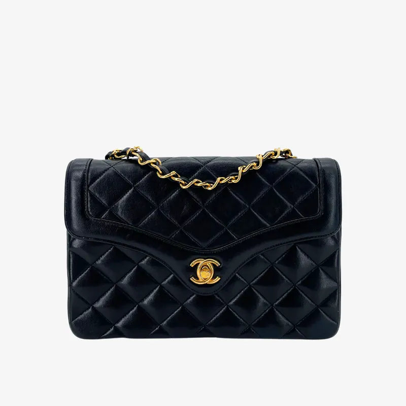 ra652-chanel-vintage-black-lambskin-quilted-flap-bag