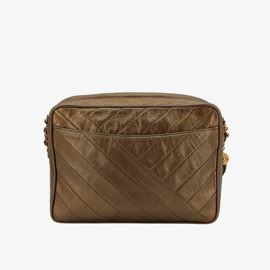 jah153-chanel-vintage-gold-lambskin-tassel-cross-stripe-camera-bag