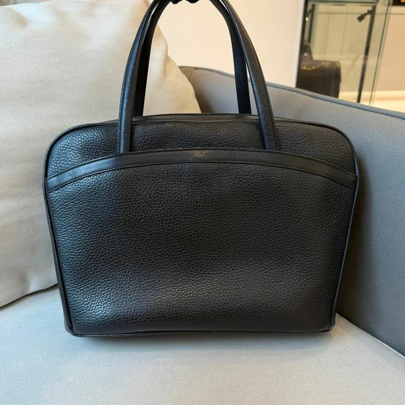 jw411-gucci-90-s-vintage-black-caviar-leather-interlocking-shoulder-bag