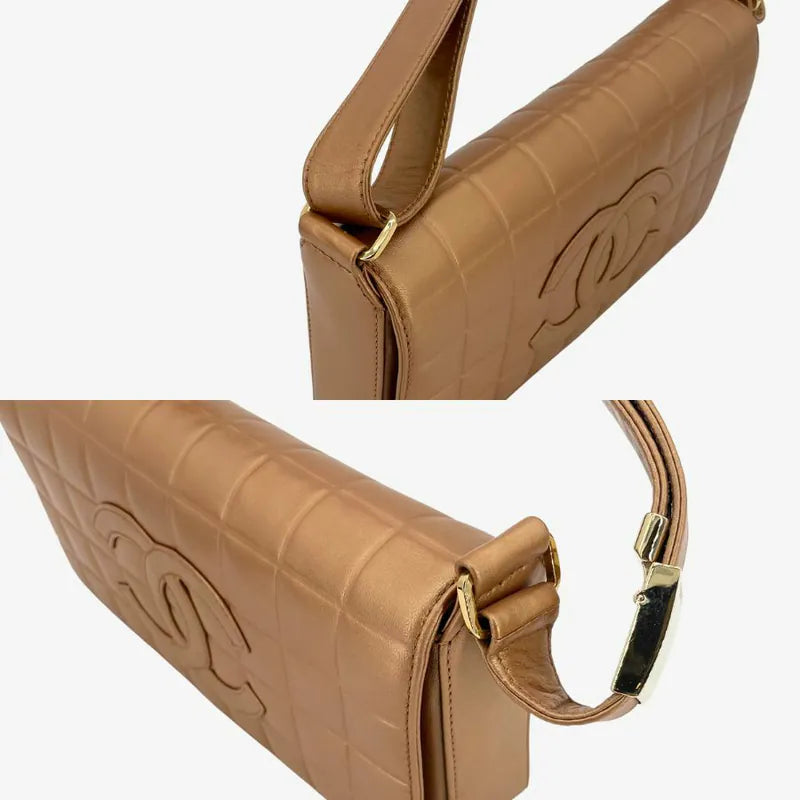 jw180-chanel-vintage-bronze-lambskin-chocolate-bar-handbag