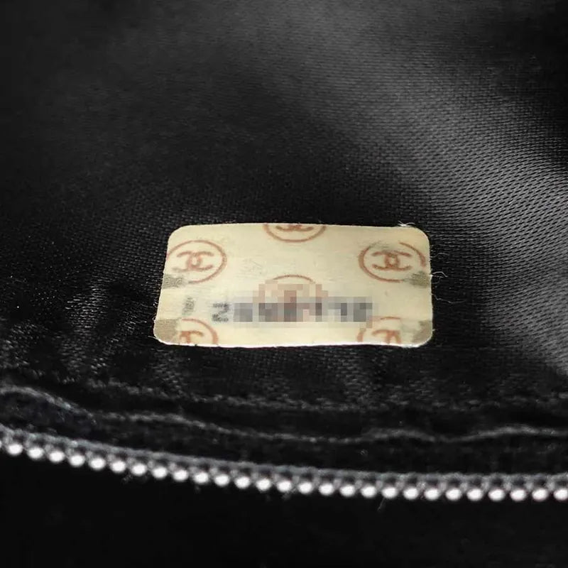 jr631-chanel-vintage-black-caviar-leather-tassel-camera-bag