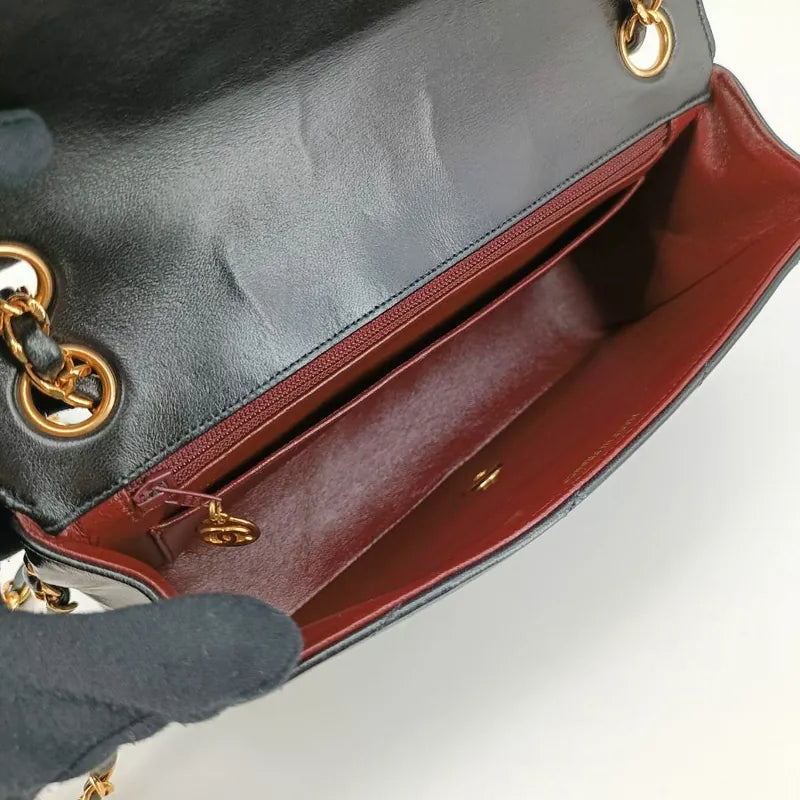 jt444-chanel-vintage-black-lambskin-cross-stripe-flap-bag