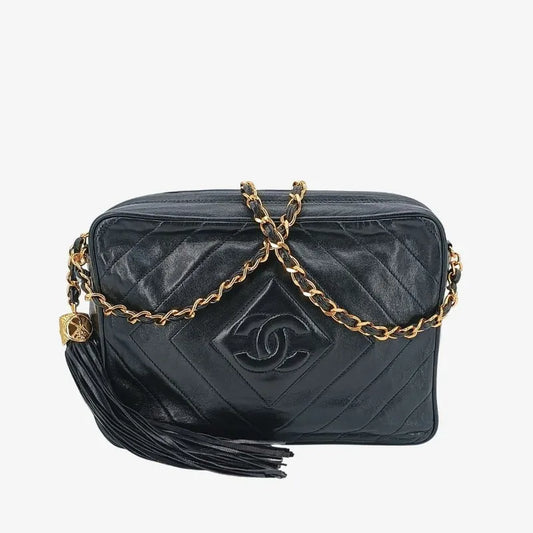 jt189-chanel-vintage-black-lambskin-tassel-camera-bag