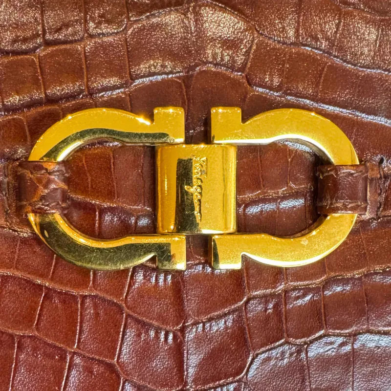 ju277-salvatore-ferragamo-brown-gancini-croco-embossed-leather-shoulder-bag